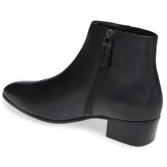 Aquatalia Fuoco Black Leather Ankle Booties Stacked Heel Size 6.5 Ankle Boots - Picture 4 of 12